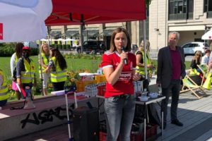 Zanda Martens auf der Demo vonVer.di